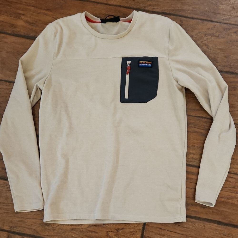Avalanche Cream and Gray Sweatshirt Classic Crew Neck Mens Small